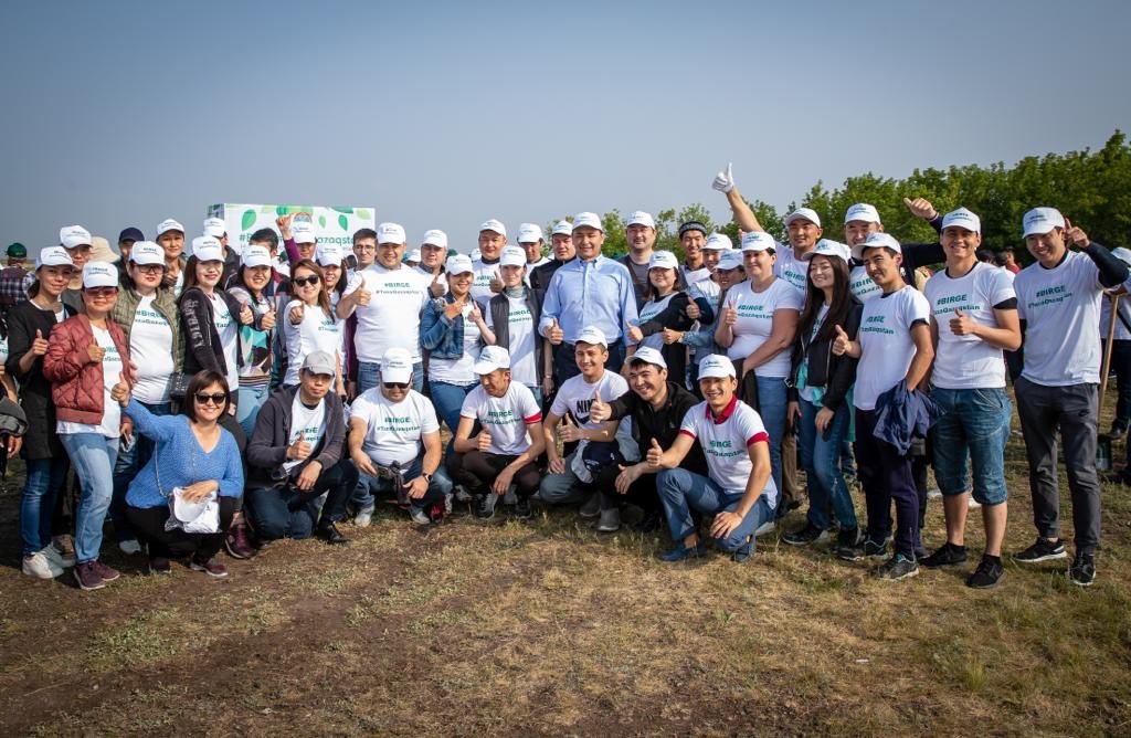 Казахстанские министры «объявили войну» мусору