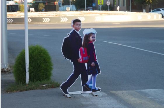 В Кызылорде установили 20 "умных" пешеходных переходов