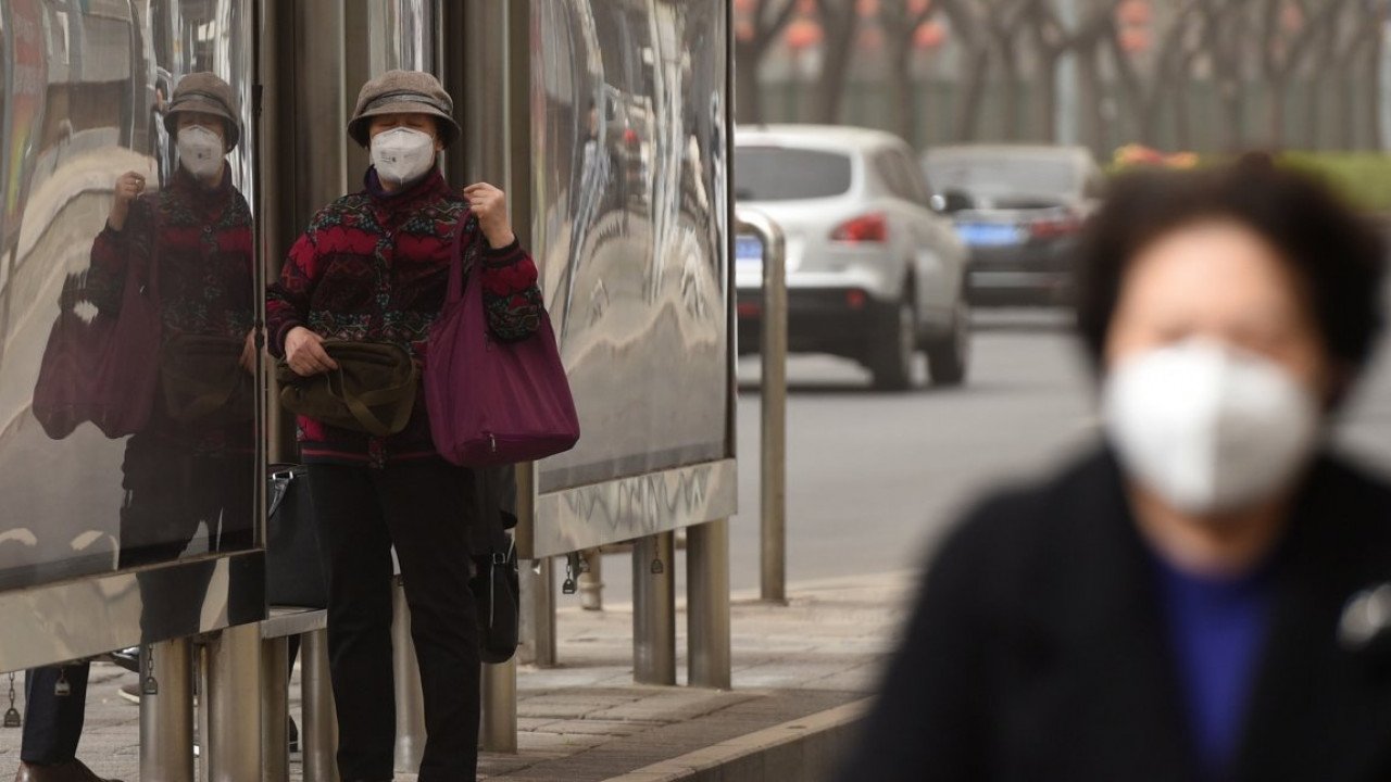 Число погибших от коронавируса в Китае выросло до шести человек