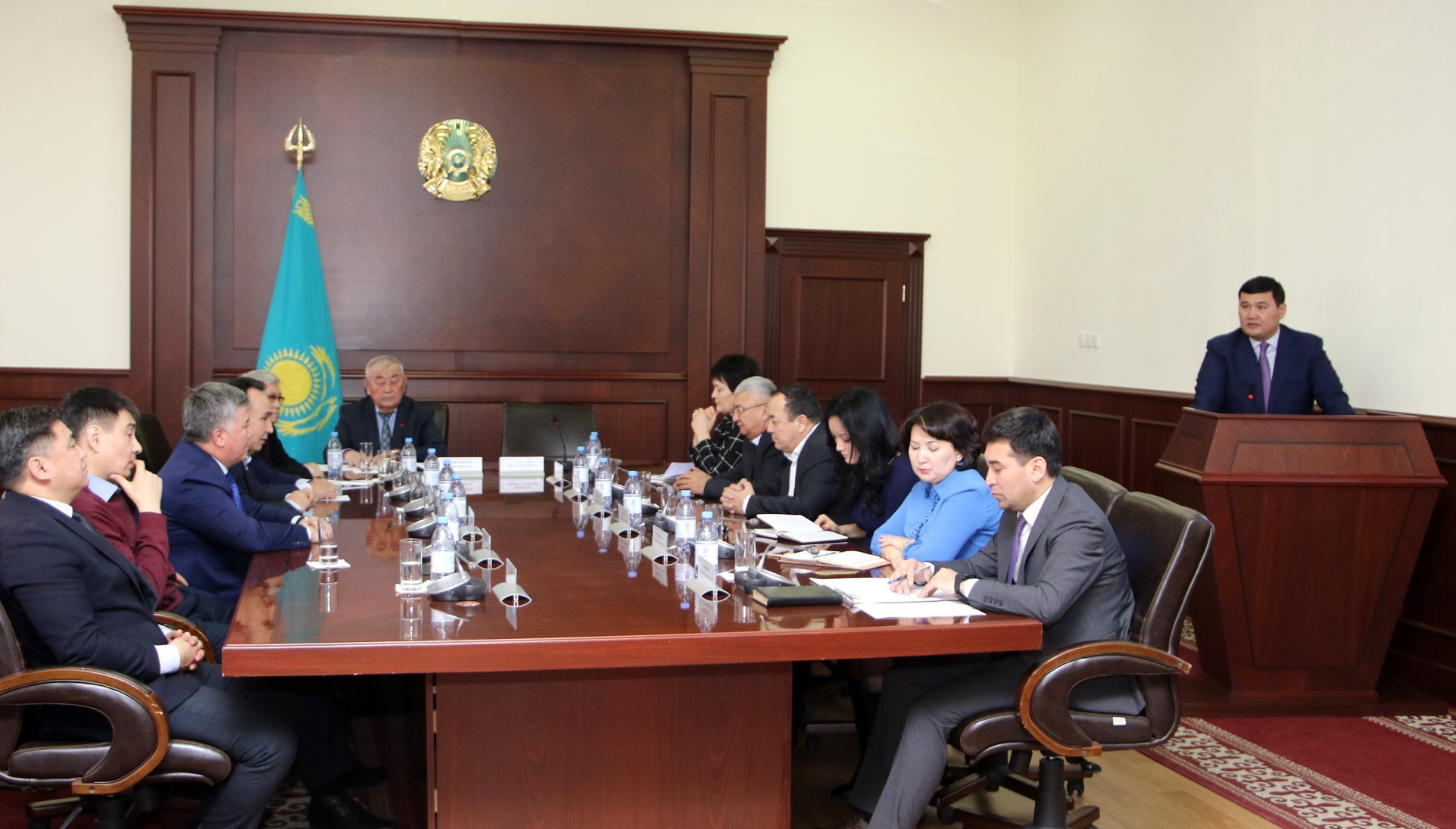 Аким Кызылорды отчитался перед Общественным советом