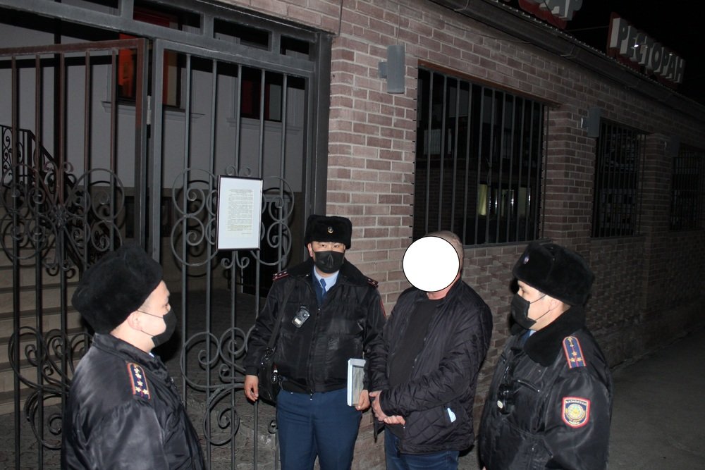 Кызылординские полицейские информируют население о правилах ЧП