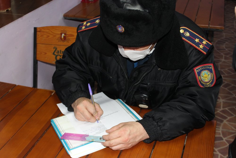 В Кызылорде владельцы увеселительных заведений продолжают нарушать правила ЧП