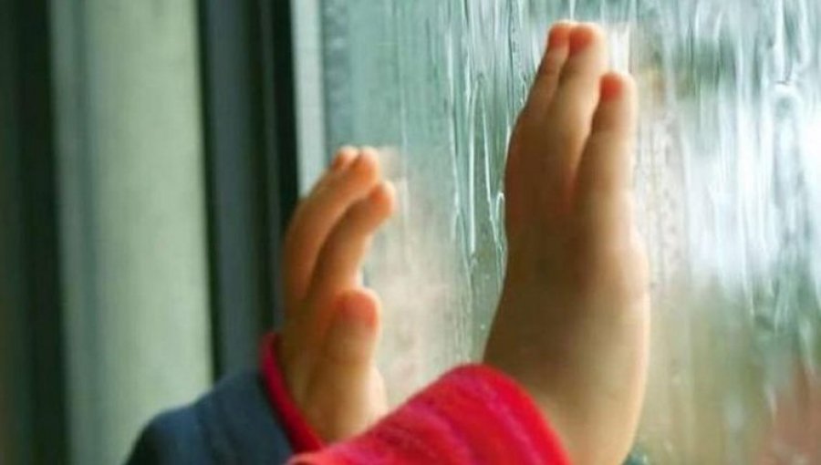 В Кызылорде 4-летний ребенок упал из окна