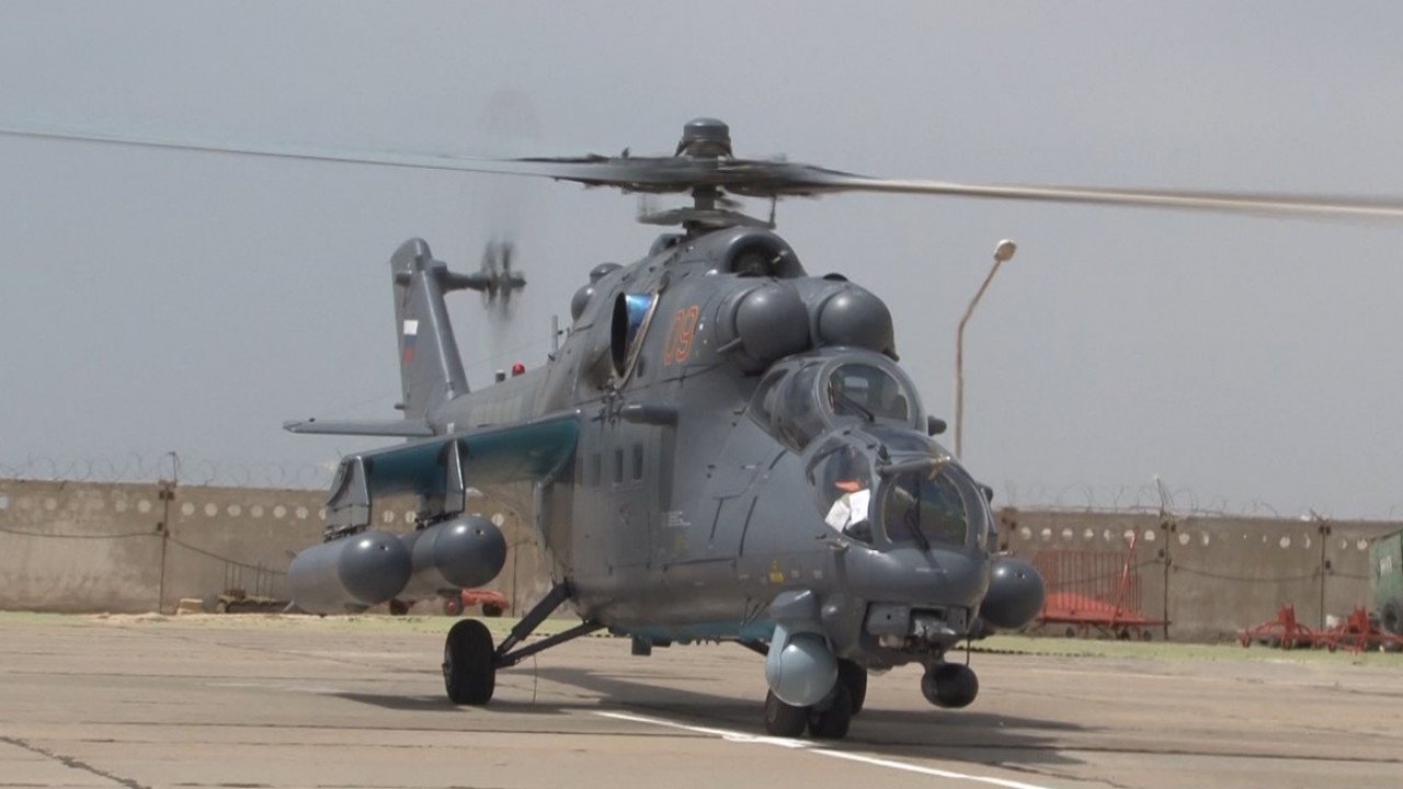Новыми многофункциональными боевыми вертолетами пополнился авиапарк ВВС Казахстана