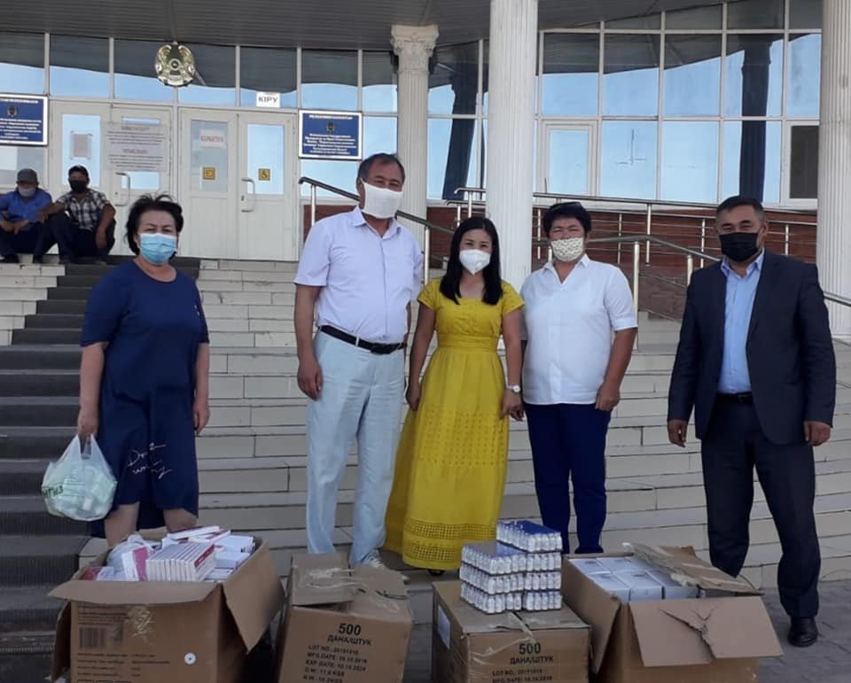 Больницам Кармакшинского района помогли с медикаментами