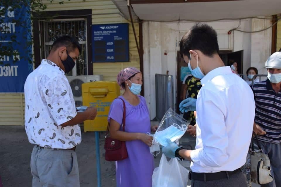 Волонтеры Казалинского района раздали маски