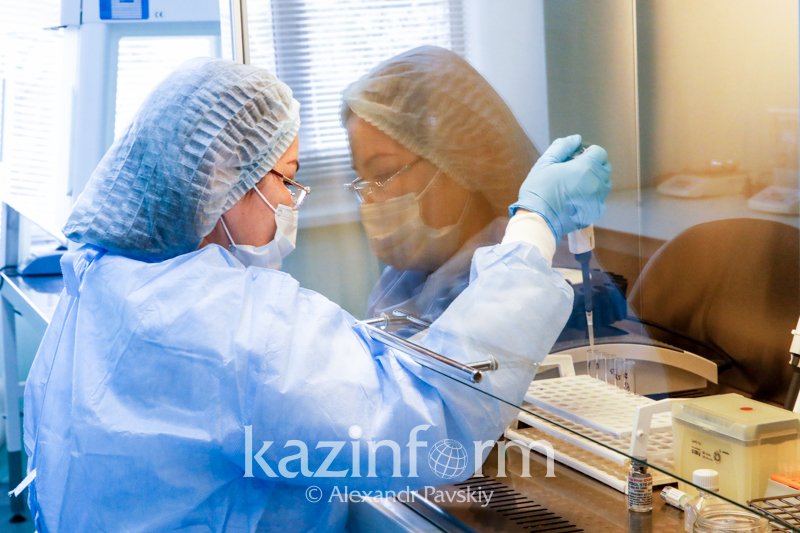 Казахстанская вакцина от коронавируса проходит испытания