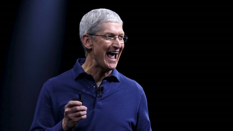 Глава Apple официально объявлен долларовым миллиардером