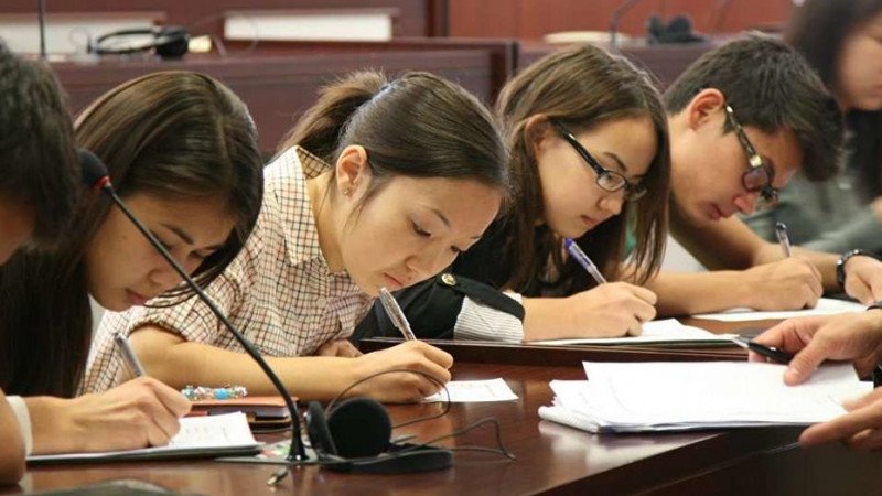 Студенты из Казахстана обратились к правительству России